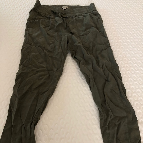 Lucky Brand cargos - Picture 1 of 2